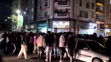 Teheranul, între artificii și doliu după moartea lui Ali Khamenei. „Trump tocmai a eliberat Iranul pentru iranieni”