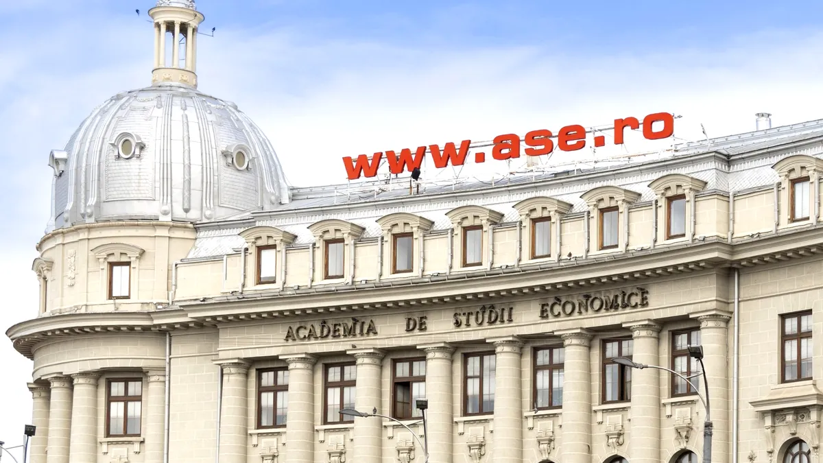 Premieră pentru învățământul economic românesc