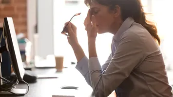 Micro-pensionarea, noul trend al Generației Z. Țara de lângă România care atrage tot mai mulți tineri