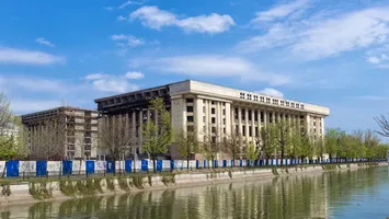 35 de ani de tăcere. Procesul care ține blocată Casa Radio