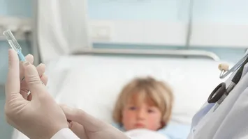 Piedone intervine după ce 12 copii de la o grădiniță au ajuns la spital cu toxiinfecție alimentară