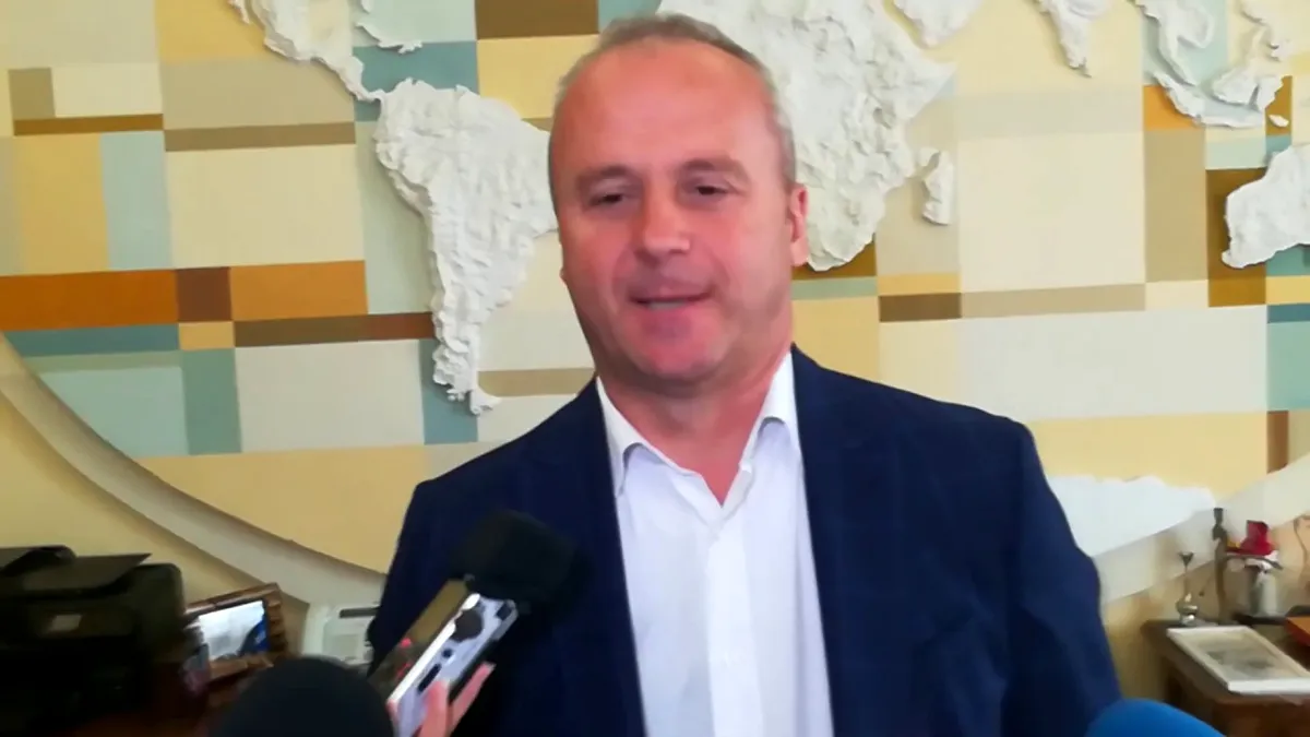 Viață de nabab. 11.000 de euro, remunerația lunară a rectorului de la Universitatea „Transilvania” din Brașov