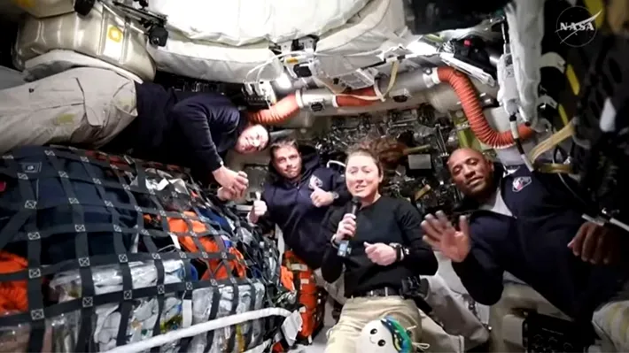 LIVE în seara aceasta: Românii pot vedea cum echipajul Artemis II înconjoară Luna