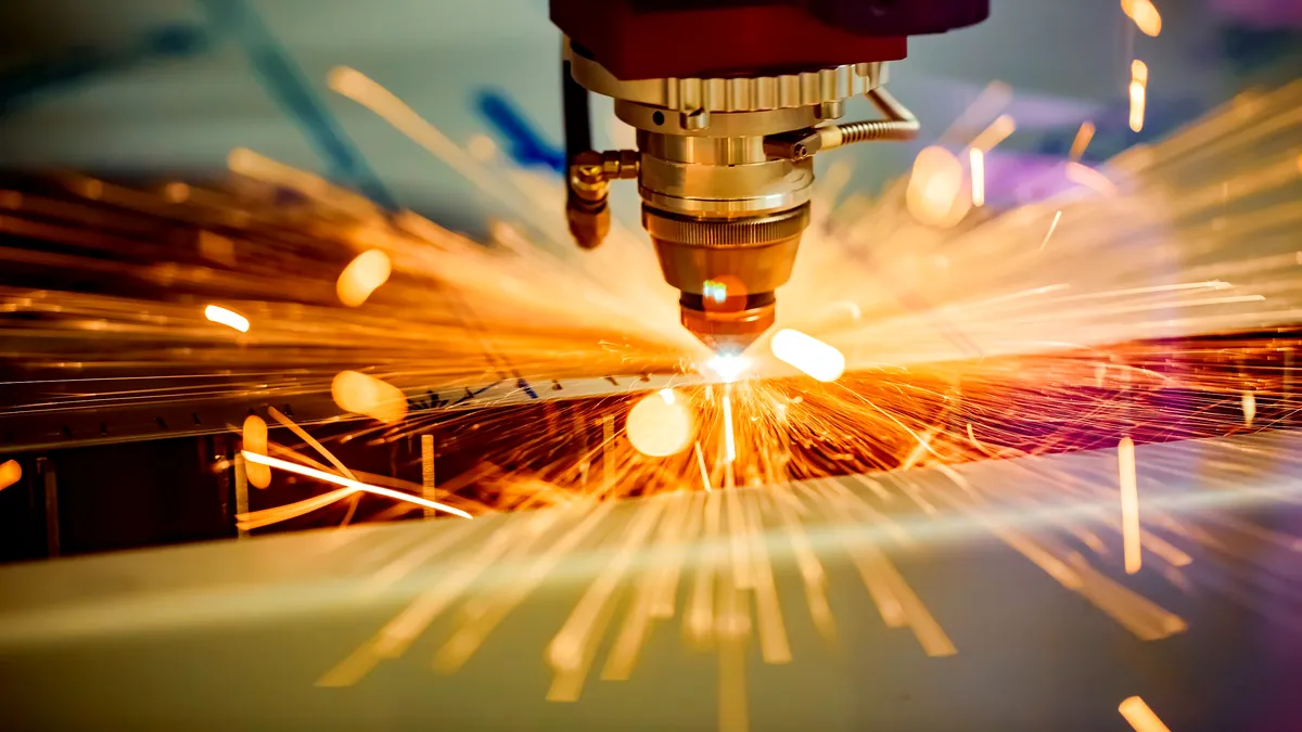 Guvernul va aproba Strategia Industrială 2024-2030: cifre, ținte, bani DOCUMENT