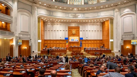 Criză doar la alții: Senatorii și-au crescut bugetul de salarii cu zeci de milioane