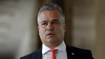 Val de susținere pentru Adrian Veștea în PNL. Din ce în ce mai mulți parlamentari anunță că-l susțin pentru funcția de premier
