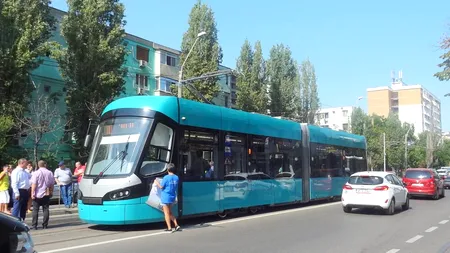 Primele tramvaie Made in Romania au început să circule pe străzile din Galați. Cum arată tramvaiele realizate la Arad (FOTO)