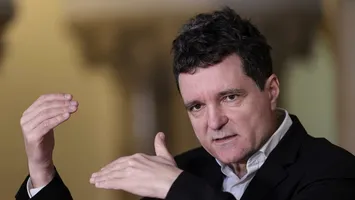 Președintele și-a dat sângele pentru Țară! Gest simplu, mesaj bun, problemă veche…