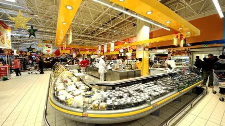 cora este primul retailer care permite accesul în magazine consumatorilor, fie că au sau nu certificat verde