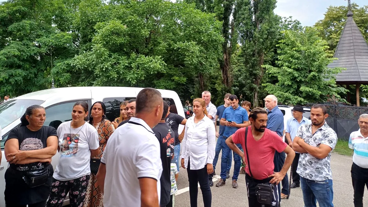 Operațiune de amploare la Târgu Frumos: Membri ai organizației PSD ridicați de mascați pentru transport ilegal de votanți