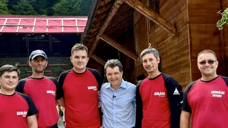 Unde îşi petrece Nicușor Dan concediul şi cu cine