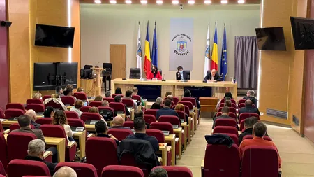 Primăria Capitalei se împrumută de bani pentru a plăti datorii mai vechi