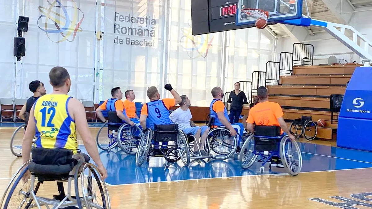 Schimb de experiență între sportivi și antrenori în scaune cu rotile din Galați și San Diego, Statele Unite