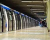 Incident grav la metrou. Un tânăr a rămas prins între tren și peron