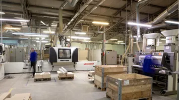 Poveste românească de succes: fabrica din Sibiu care livrează pentru IKEA, cumpărată integral de un gigant elvețian