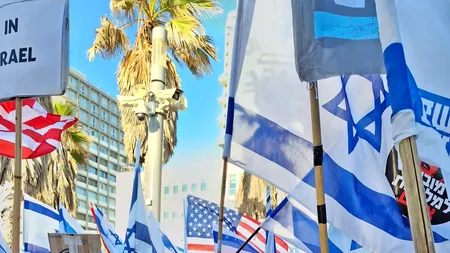 Mii de manifestanți au protestat la Tel Aviv împotriva reformei sistemului judiciar