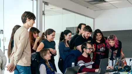 Pasionații de jocuri video și artă digitală devin una dintre cele mai căutate categorii de viitori studenți