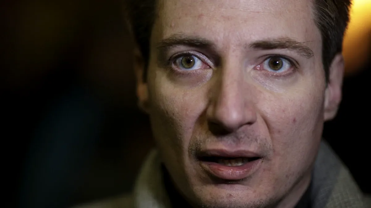Andrei Caramitru, audiat la Poliție în urma unei plângeri depuse de Călin Georgescu