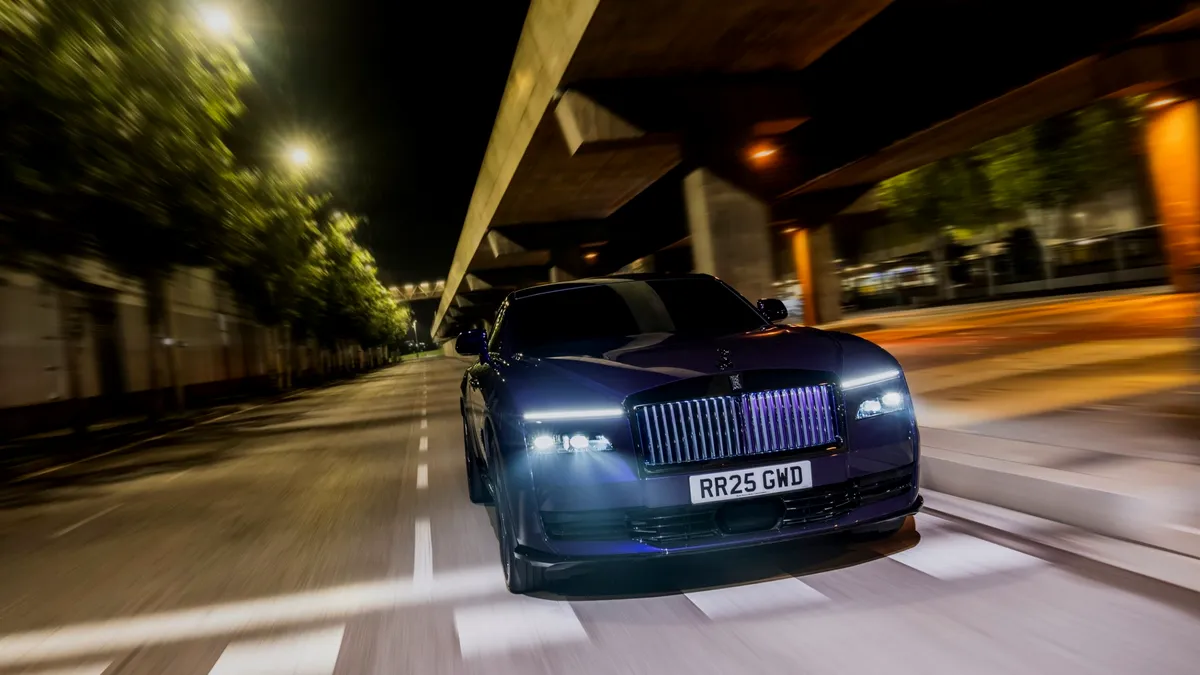 Rolls-Royce anunţă cea mai puternică limuzină din istoria sa