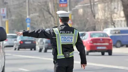Polițist lovit intenționat cu mașina! A ajuns de urgență la spital