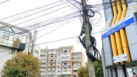 Afaceri cu cablurile agățate pe stâlpi. Primăria Galați a fost păgubită cu 2,5 milioane lei