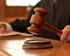 De pe scaunul prezidențial, în spatele gratiilor. Un fost șef de stat, condamnat pentru corupție alături de soția sa