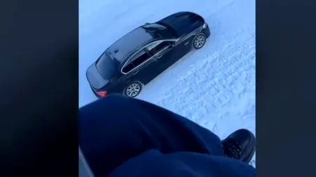 Aroganță supremă: A urcat cu BMW-ul pe pârtia de schi VIDEO