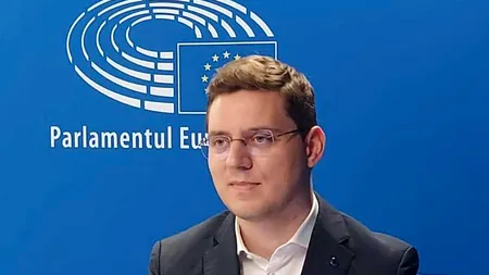 Europarlamentarul Victor Negrescu se afla la bordul avionului cu probleme tehnice