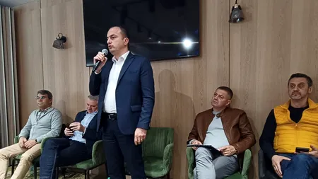 Preşedintele ANL, Emanuel Oproiu, și Mario De Mezzo - candidaţii PNL la Olt