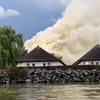 Incendiu de proporții în Delta Dunării. Arde un hotel renumit