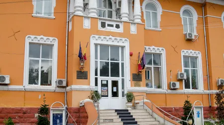Angajaţii unei primării din ţară, în grevă după ce nu şi-au primit salariile