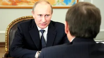 Șeful spionajului rus confirmă întâlnirea secretă cu directorul CIA, la Moscova. A fost transmis un avertisment pentru NATO?