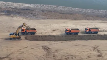 UMB, în acțiune! Imagini de sus cu șantierul Autostrăzii Bacău – Pașcani. Pare un joc pe calculator (VIDEO)