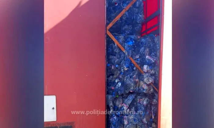 Deșeuri metalice și plastice, oprite la Frontiera cu Bulgaria