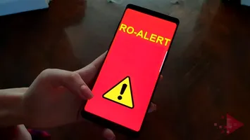 RO-Alert: „Posibilitatea căderii unor obiecte din spațiul aerian! Adăpostiți-vă în beciuri sau adăposturi de protecție civilă”