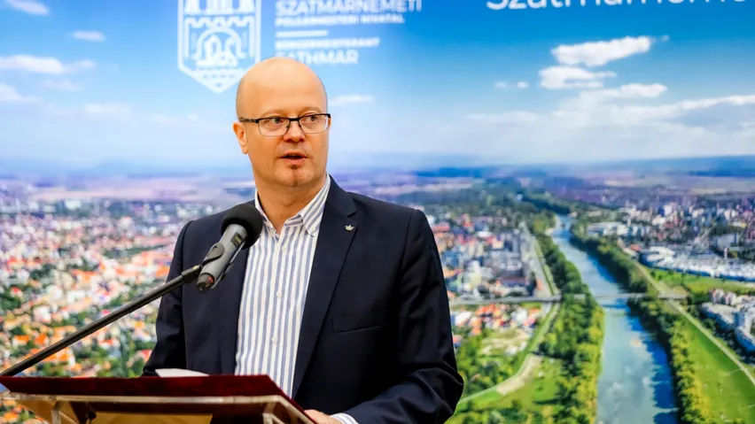 În fiefurile UDMR nu e criză. Edilul de la Satu Mare, Gabor Kereskenyi, cheltuie 19.000.000 de euro pentru amenajarea spațiilor verzi