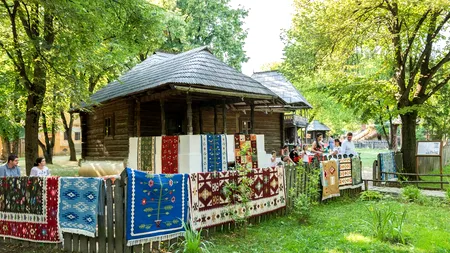 De știut, dacă vizitați în weekend: Case din incinta Muzeului Satului „Dimitrie Gusti”, în proces de restaurare