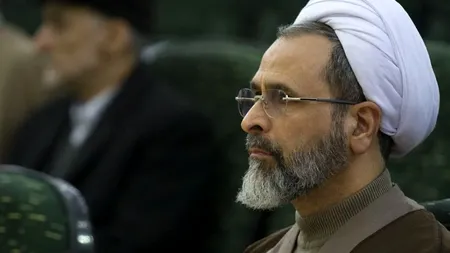 Cine este Alireza Arafi, succesorul interimar al lui Ali Khamenei: Iranul intră într-o eră de tranziție după atacul SUA-Israel