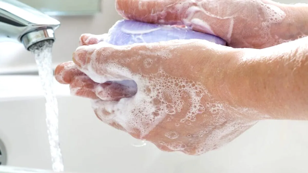 Scapi de multe boli diareice și respiratorii doar spălându-te pe mâini!