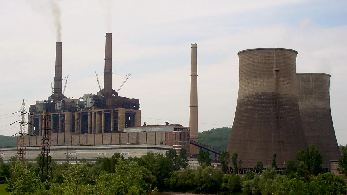 Termocentrala Rovinari, închisă temporar pentru a se evita riscul de blackout