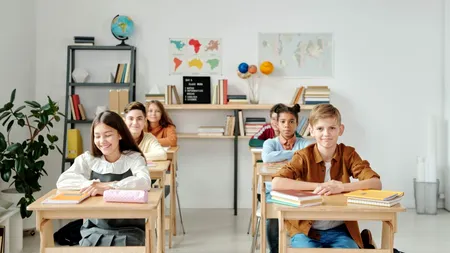 Limba română va fi învățată corect în școli, printr-un program național; Ce trebuie să facă elevii și profesorii