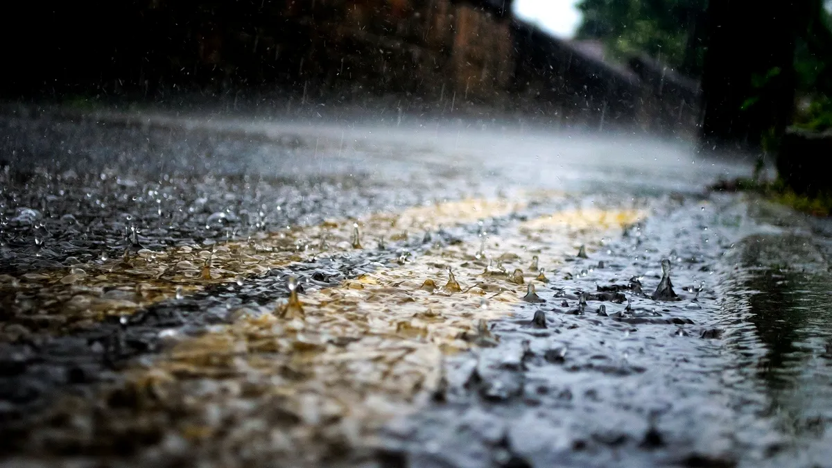 Vreme capricioasă la sfârșit de martie. Temperaturi scăzute, ninsori și grindină