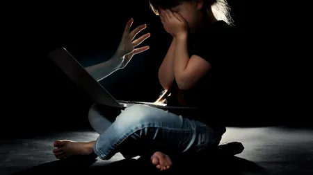 Acuzații de pedofilie pentru angajatul unui loc de joacă. Ar fi agresat o fetiță de doar patru ani
