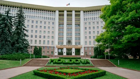 Bloomberg: Planul secret al lui Putin de a submina alegerile cruciale din Moldova