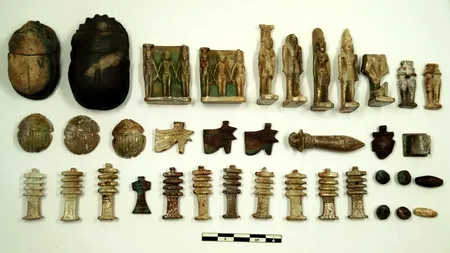 Egiptul descoperă artefacte din aur și texte ritualice din perioada Ptolemeică în Minya