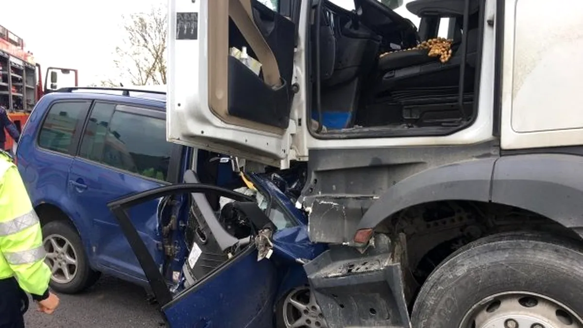 Atenți șoferi! Trafic deviat pe DN 65 Slatina - Pitești din cauza unui accident