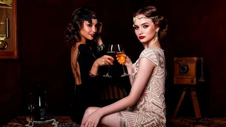 Ținute una și una la Gala Globurilor de Aur. Cum s-au făcut remarcate vedetele „la distanță”