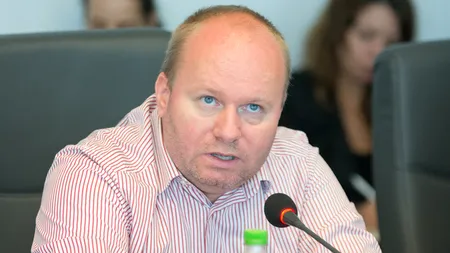 Scârțarul, tot scârțar! Mentalitate și invidie de profesor sărac, cu salariul mic