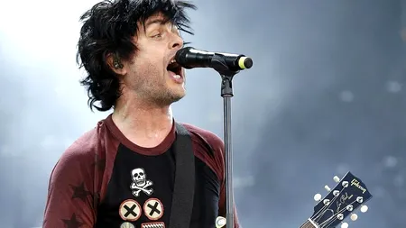 Revocarea dreptului la avort: Billie Joe Amstrong de la Green Day a anunțat că renunță la naționalitatea americană