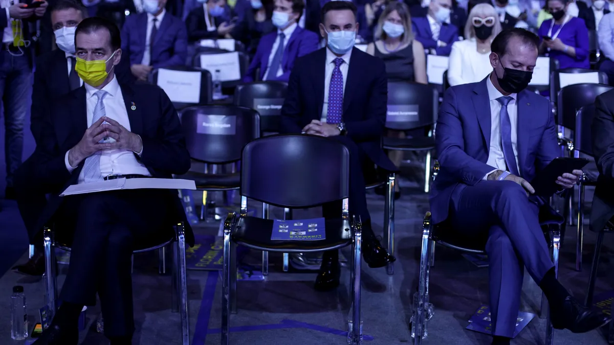 Congresul PNL, bătălia discursurilor: Cîțu, huiduit. A fost nevoie de intervenția lui Orban